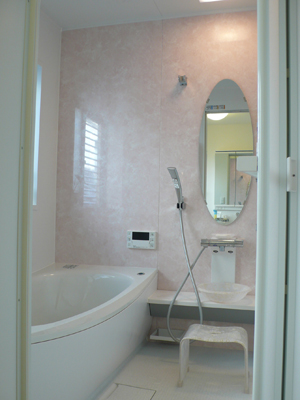 明るくシンプルな浴室 明るくシンプルな浴室